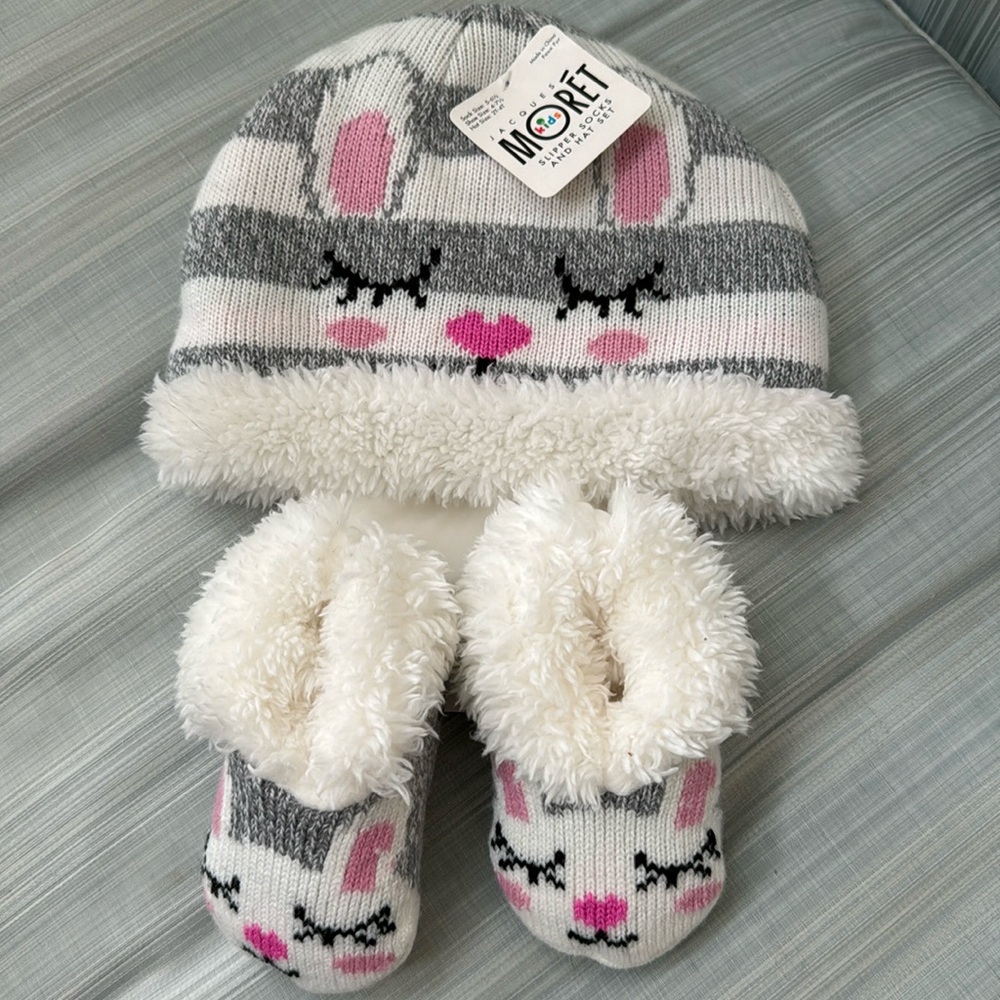 Bunny Hat & Slipper Socks set 2T-4T - NWT